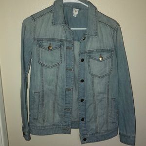 Light wash jean jacket